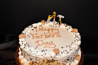 Order Ref: FAT-008 Father’s Day Themed Ice Cream Cake.